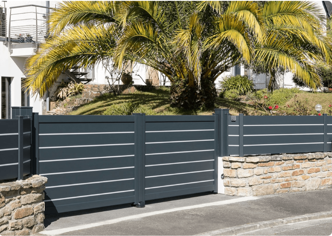 Portail Battants Aluminium - MARSEILLE - Ozaé Graviers Déco