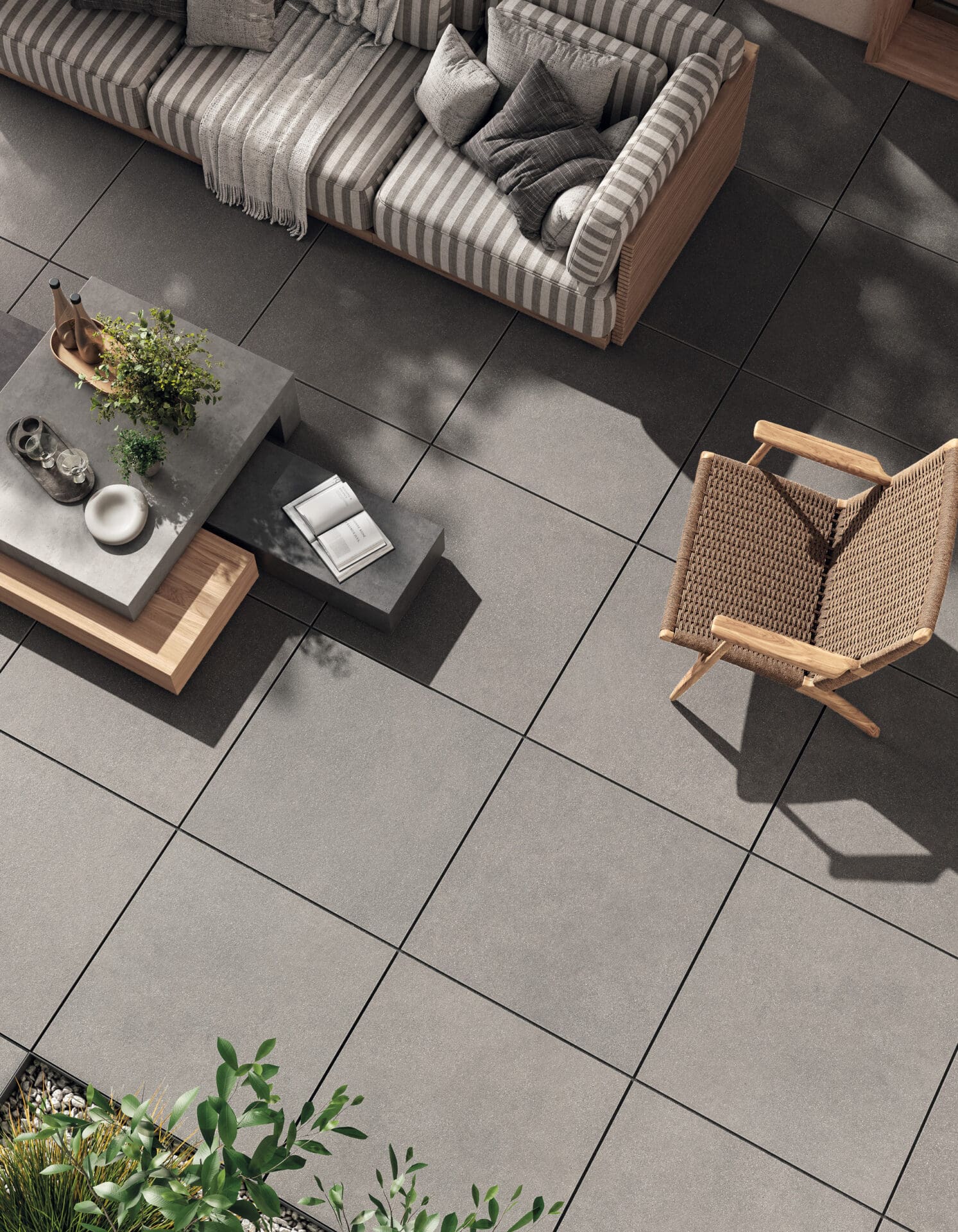 Dalle Céramique RECONCRETE – Artic – Ozaé Graviers Déco Dalle Céramique RECONCRETE Artic Ozaé Graviers Déco, effet béton poli gris clair, éco-conçue pour extérieur moderne